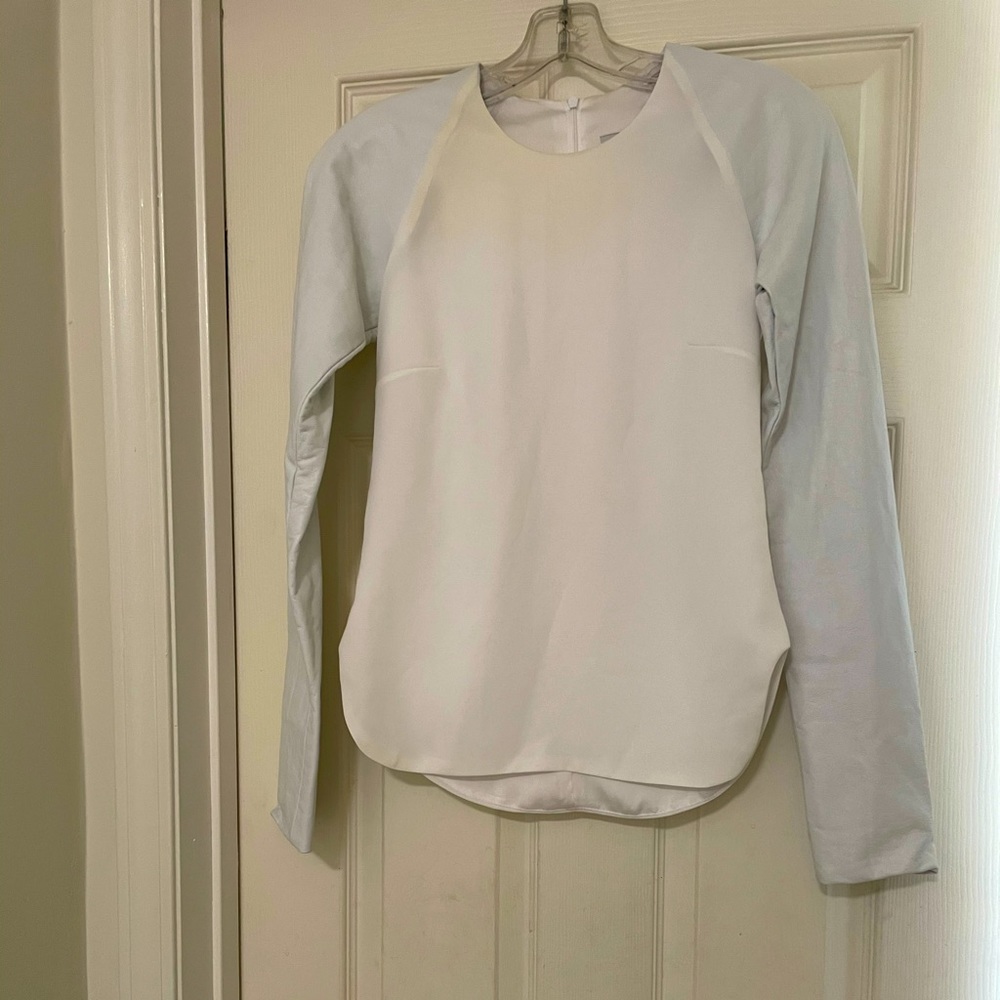 Beautiful Wayne white leather sleeve baseball blouse